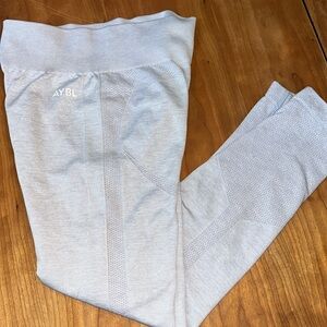 AYBL high rise crop athletic light lavender leggings medium